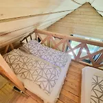 홀리데이파크 Osada Kryspinow Cholerzyn