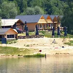 Osada Kryspinow Kompleks wypoczynkowy Cholerzyn