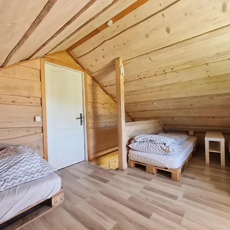 Osada Kryspinow ホリデーパーク *