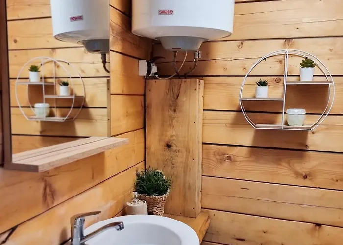 Osada Kryspinow Holiday park *